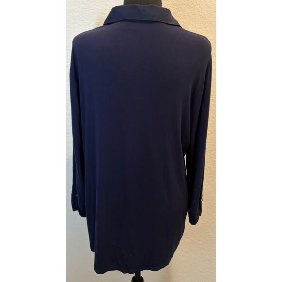 Chico’s Navy Roll Tab Rayon Blend Knit Top with Gold Buttons Size 2 (Large) - Picture 3 of 4